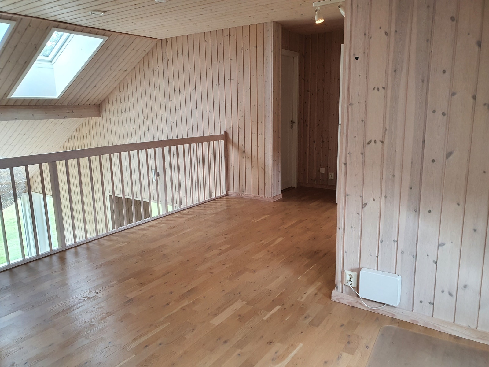 Kontorplass/loftstue Galleribilde