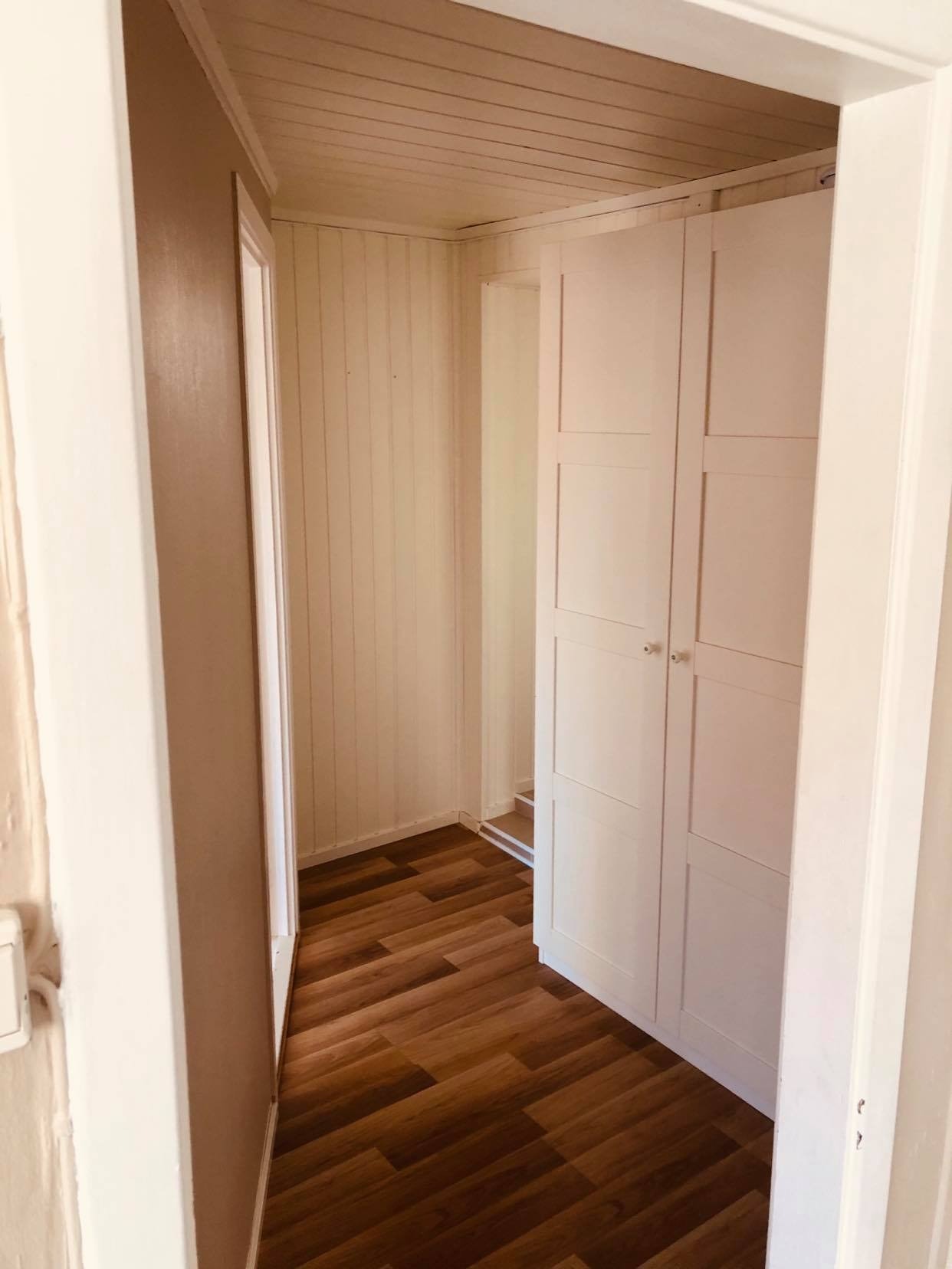 gang mot kjøkken Galleribilde