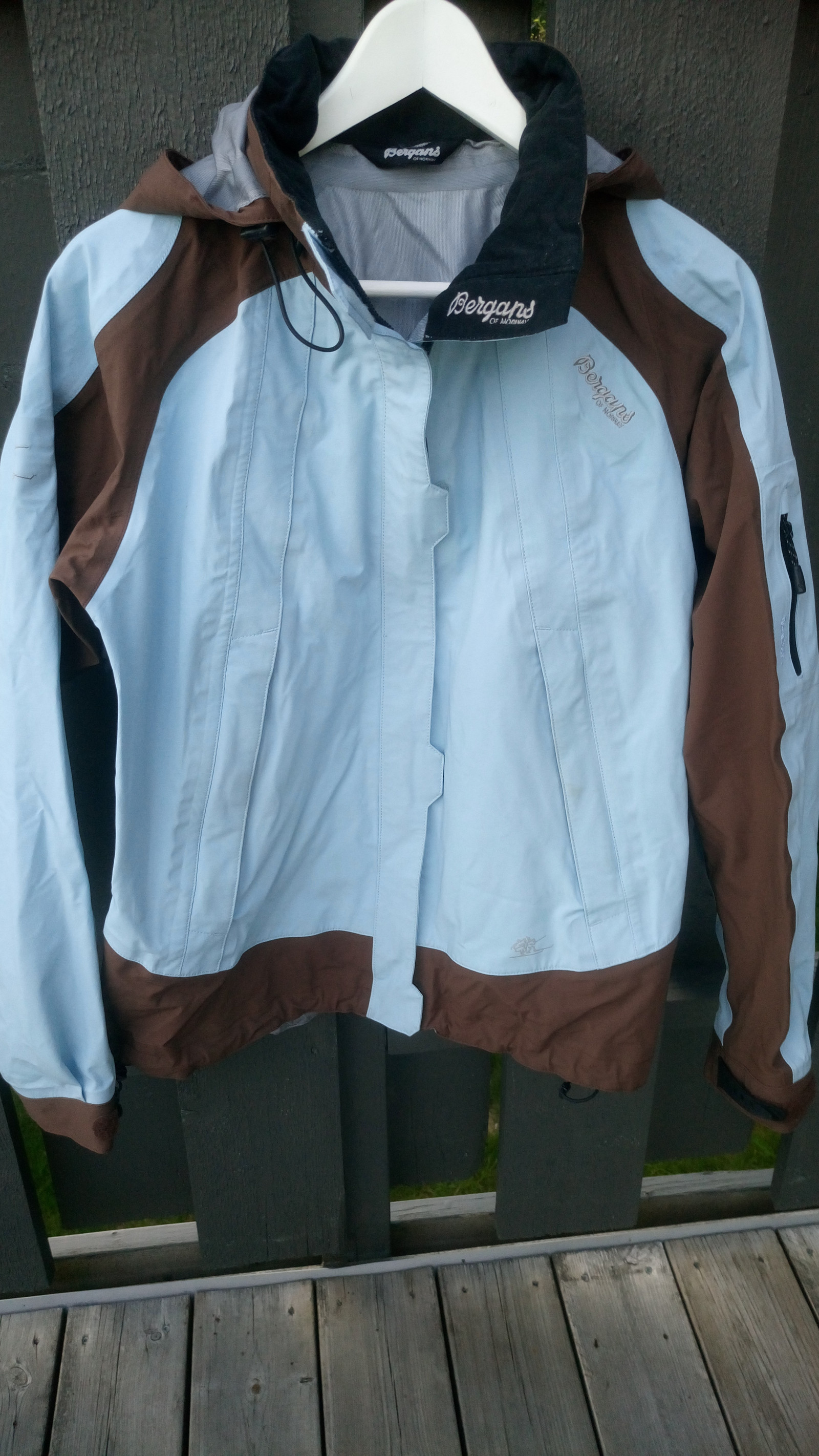 Bergans skalljakke ANATOMIC LV LADY Dermizax i str M – 38 Bergans skalljakke ANATOMIC LV LADY Dermizax i str M – 38