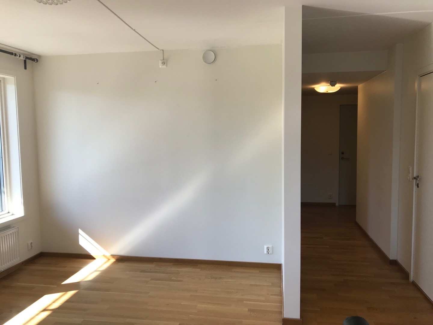 Stue og inngang Galleribilde