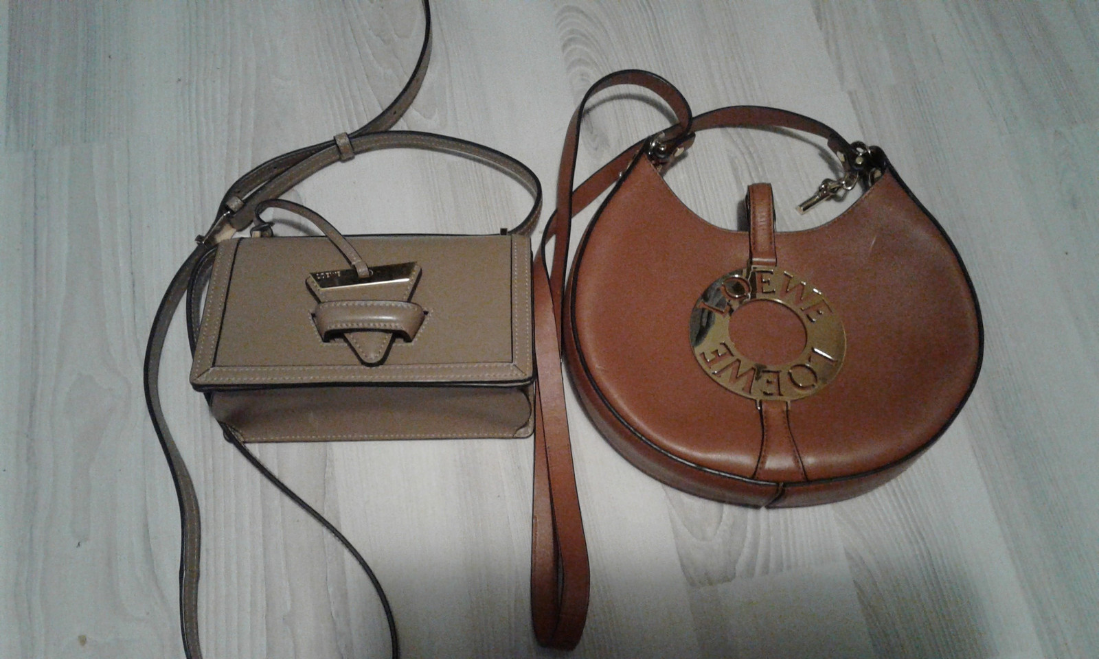 To vesker fra loewe selges, lite brukt | FINN.no LOEWE veske | FINN.no