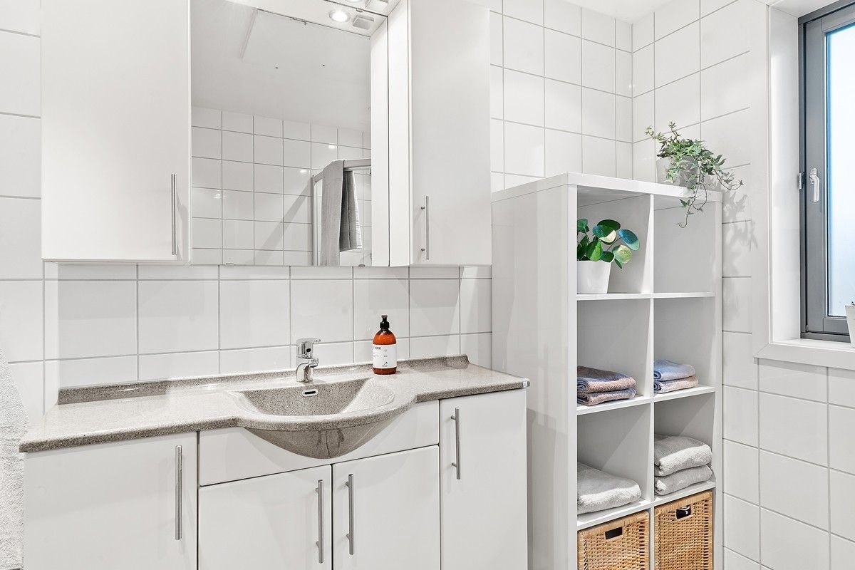 Bad (Bildene er hentet fra salgsoppgaven. Møblene kan dermed variere.) Galleribilde