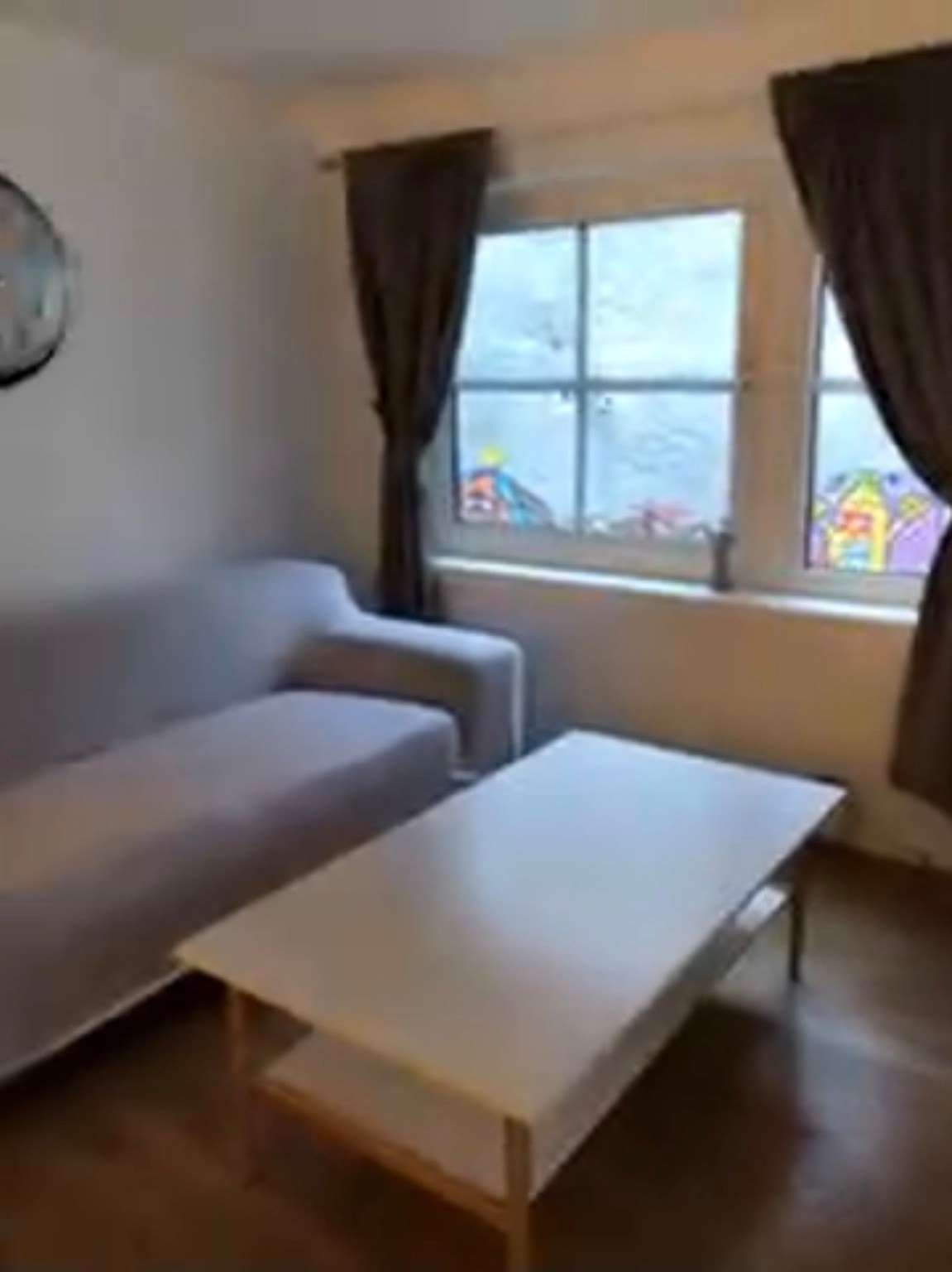 Det er andre møbler her i dag, nye bilder kommer Galleribilde