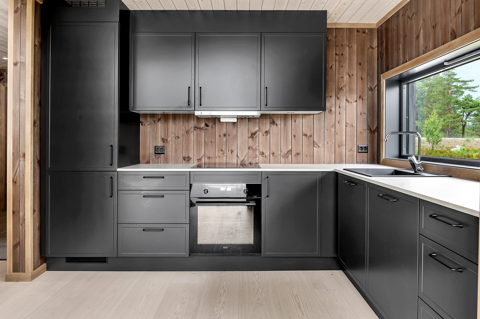 Hytta leveres med komplett kjøkken ferdig montert. Galleribilde