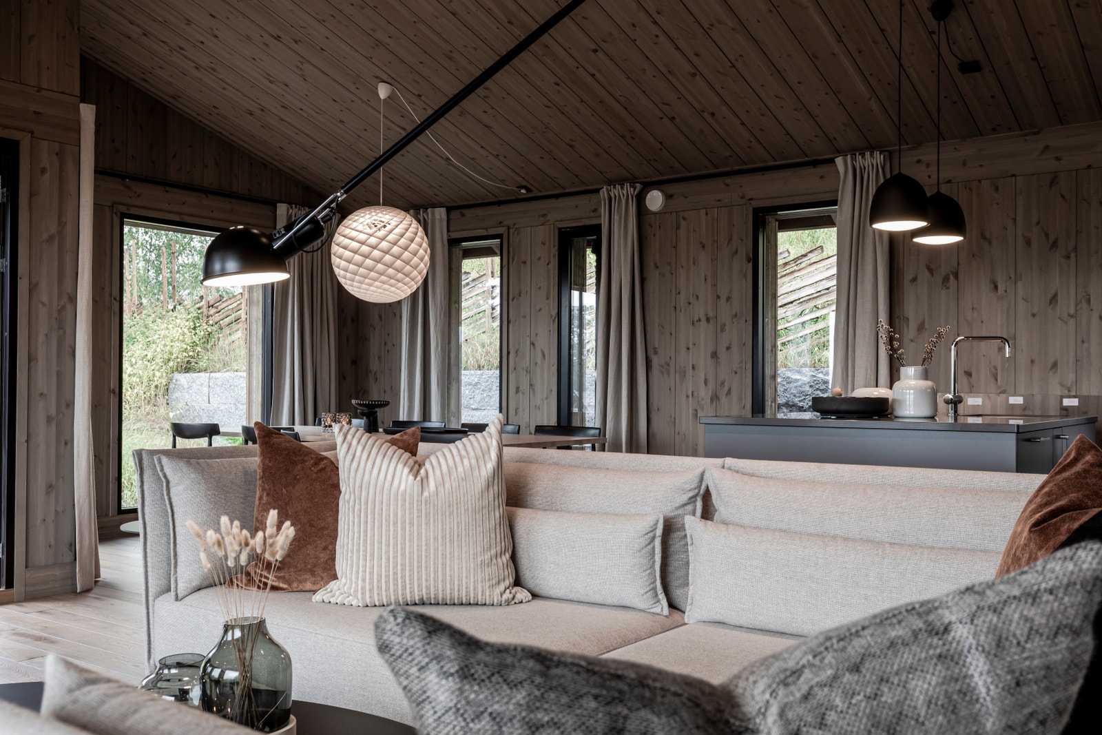 Bildet viser eksempel på interiør i en Vy-hytte. Galleribilde