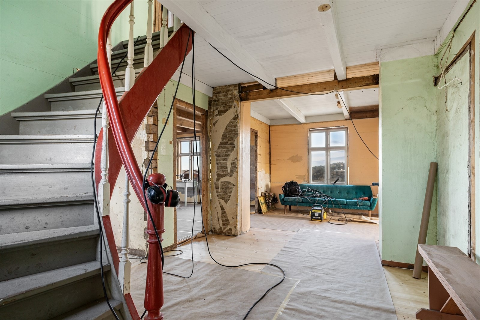 Innvendig oppgradering gjenstår og blir opp til kjøper å ferdigstille Galleribilde