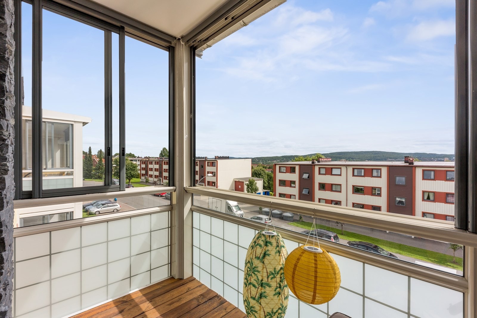 Innglasset balkong Galleribilde