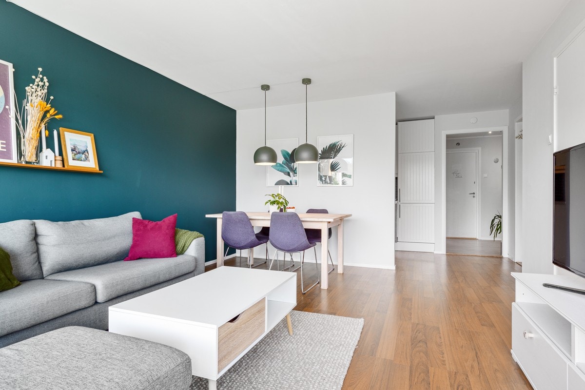 Det er også nylig lagt slitesterkt laminatgulv i leiligheten Galleribilde