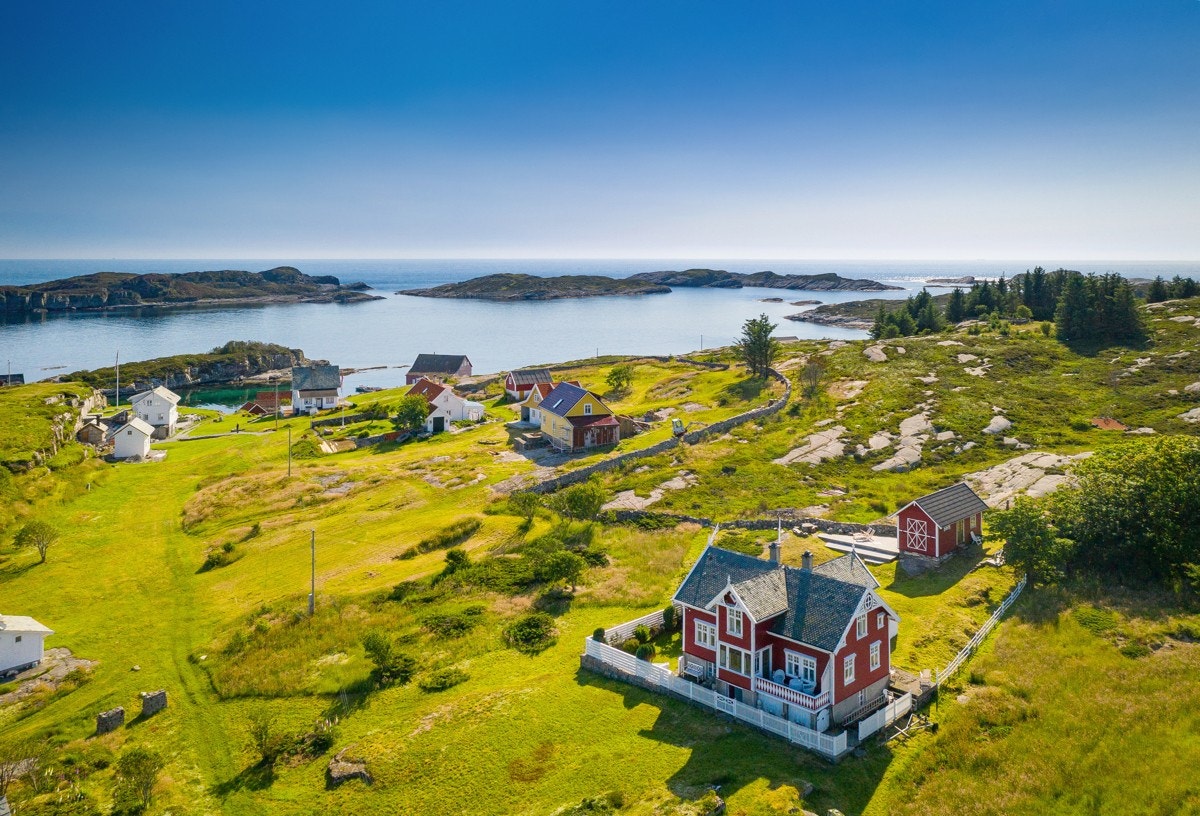 - PrivatMegleren Vest v/ Thomas K.Johansen og Melissa Boge har gleden av å presentere Vardøyna 20 - Galleribilde