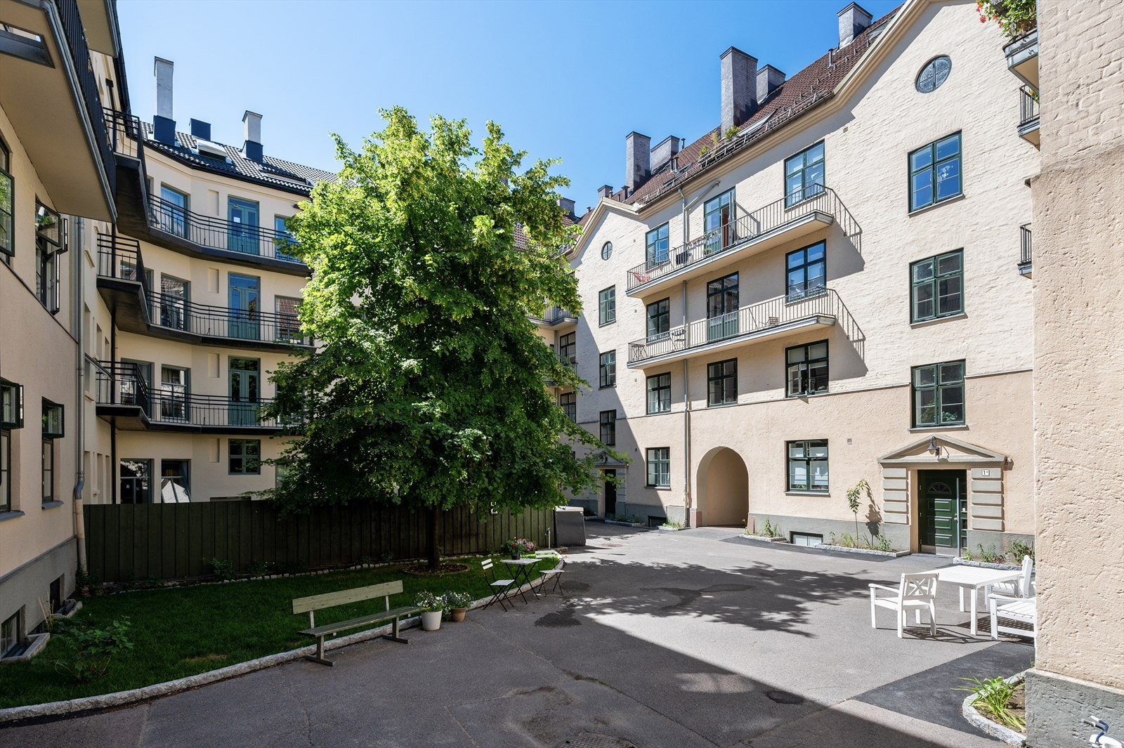 I fjerde etasje ligger leiligheten Galleribilde