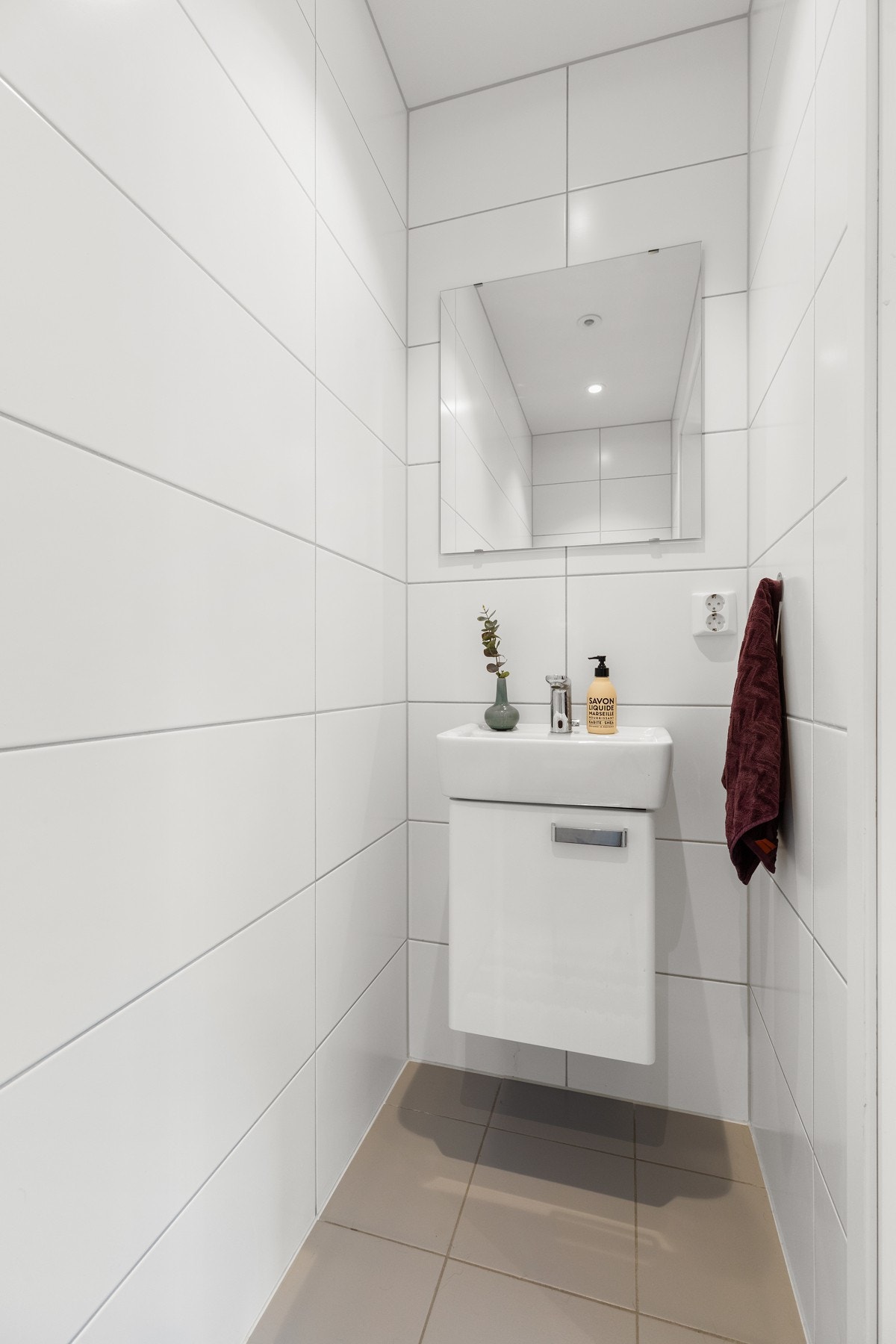 Helfliset gjestetoalett. Galleribilde