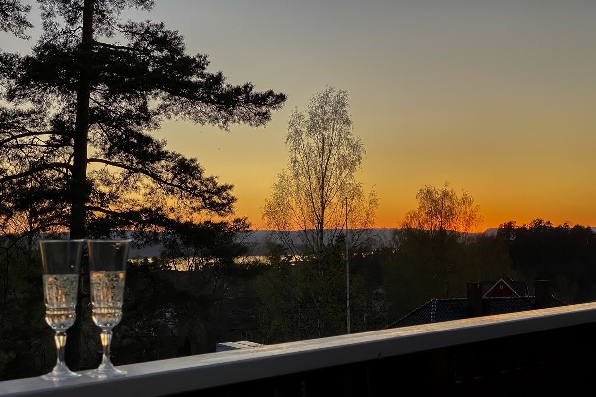 En nydelig solnedgang i slutten av april 2020 Galleribilde