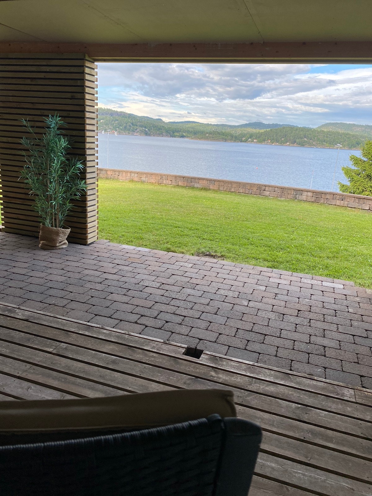 Uteplass Galleribilde