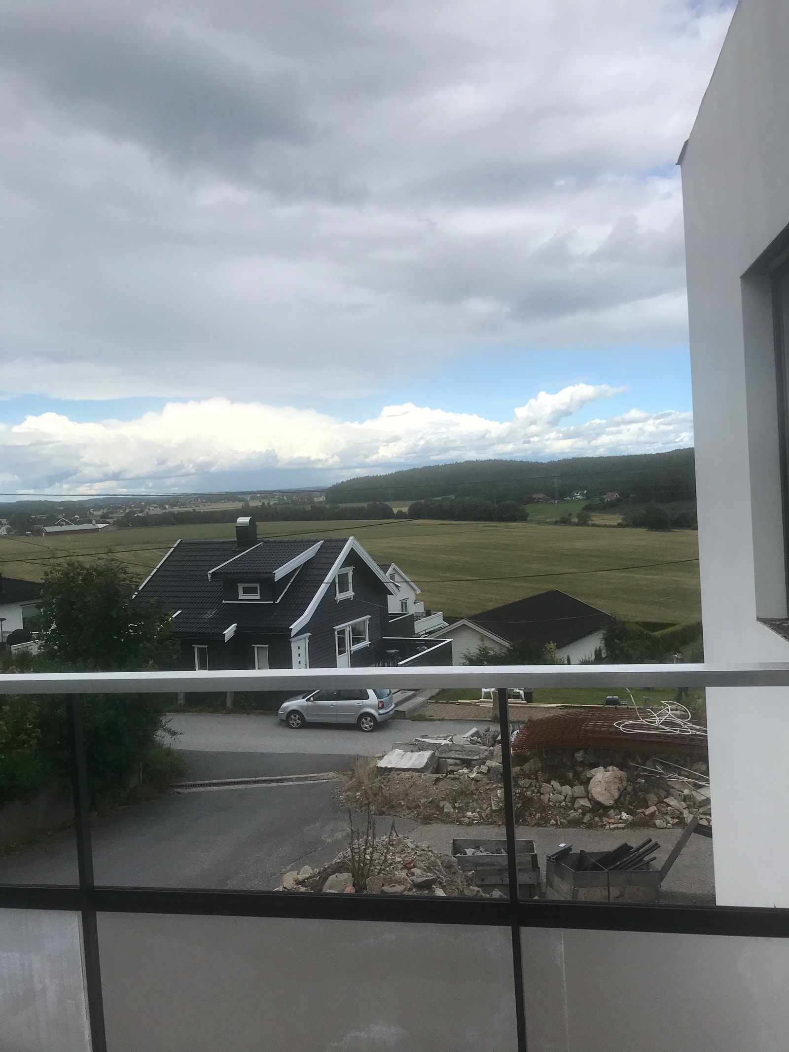 Utsikt fra uteplass. Galleribilde