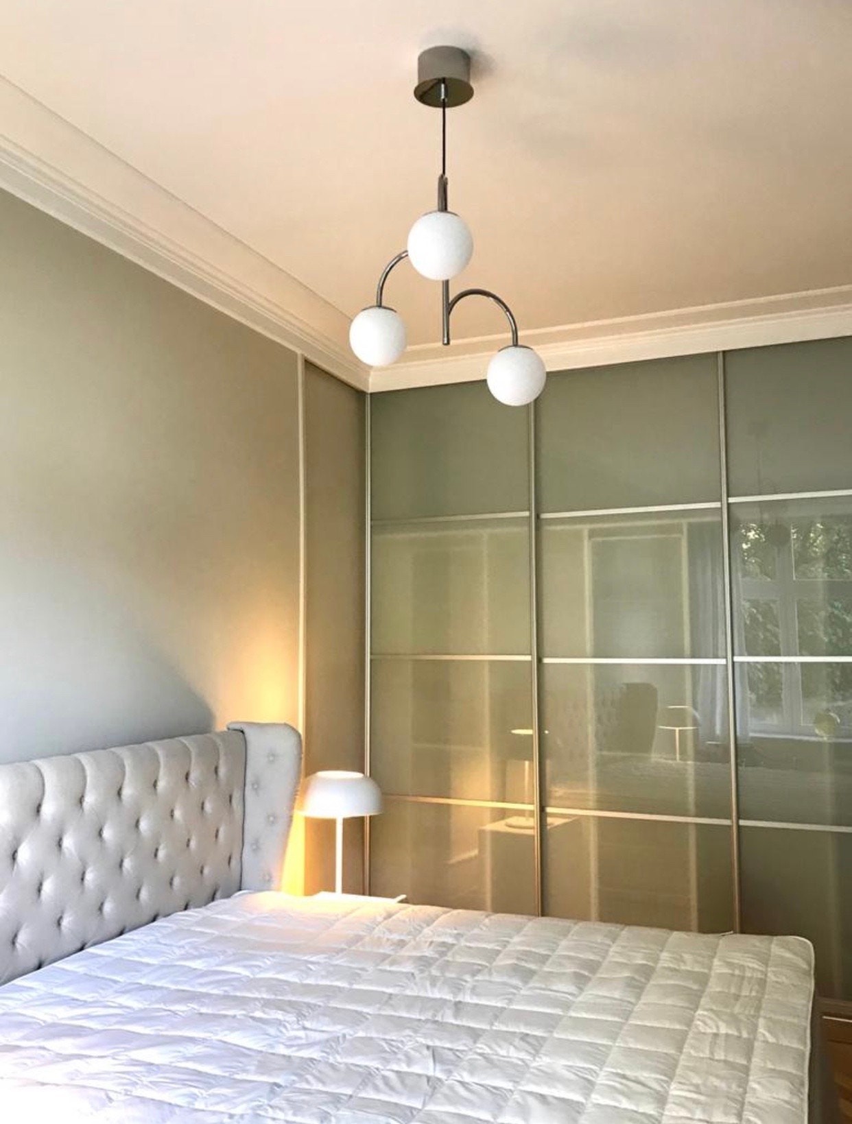 stort soverom Galleribilde