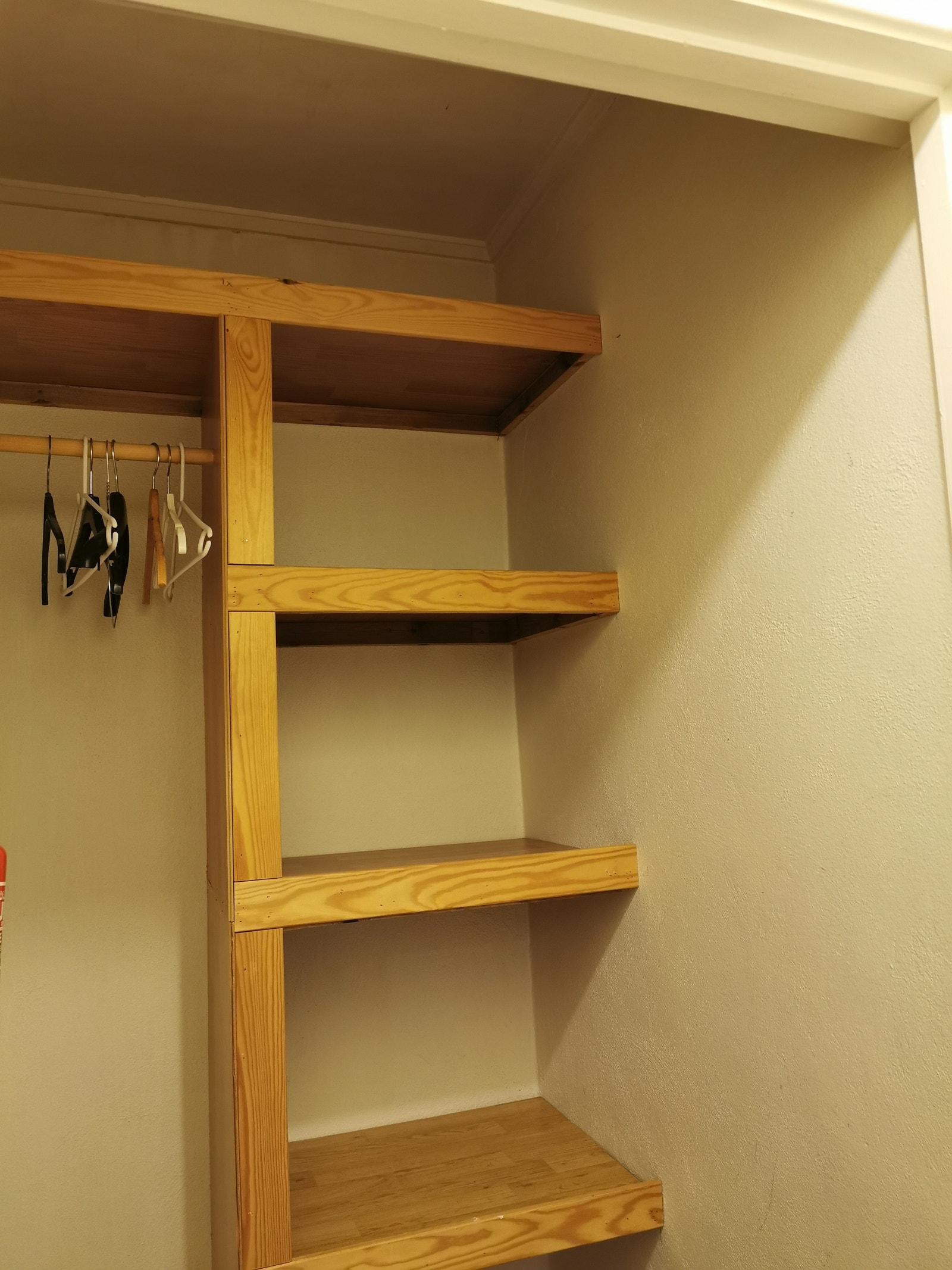 Walk-in-closet Galleribilde