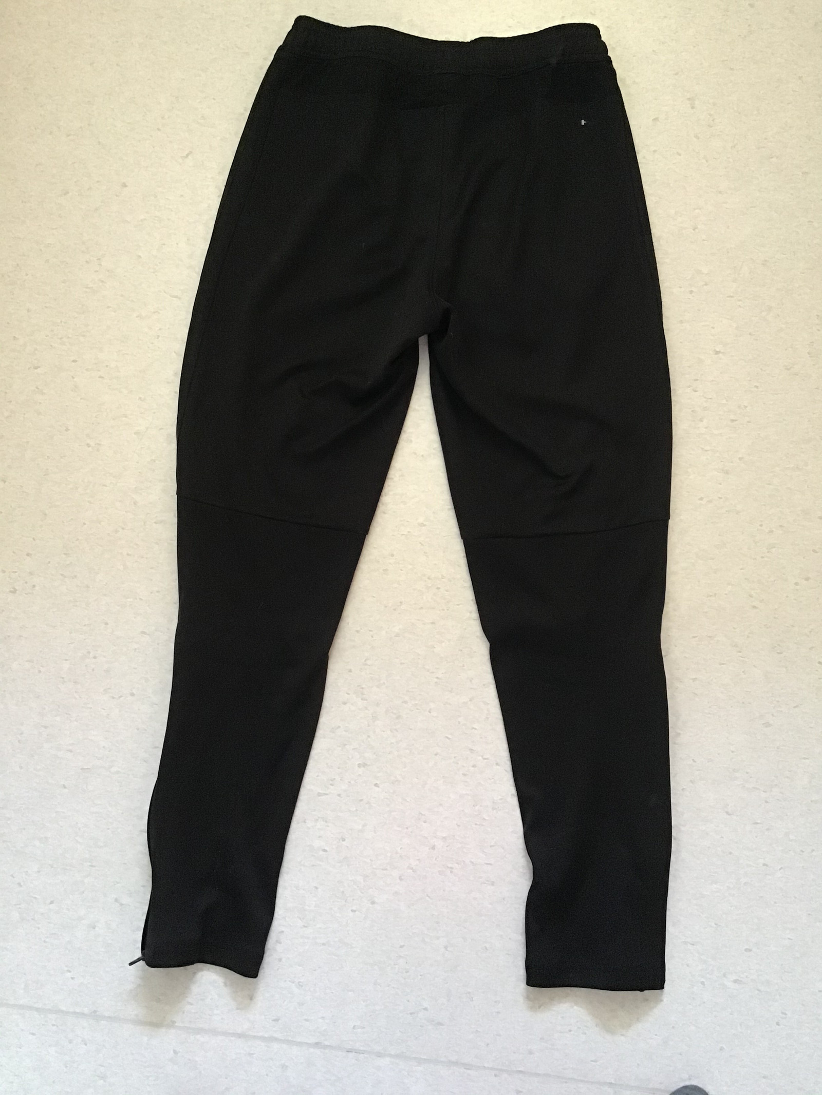 SORT ADIDAS BUKSE CLIMACOOL STR 13 14 ÅR inkl frakt | FINN.no SORT ADIDAS BUKSE CLIMACOOL STR 13 14 ÅR inkl frakt | FINN.no