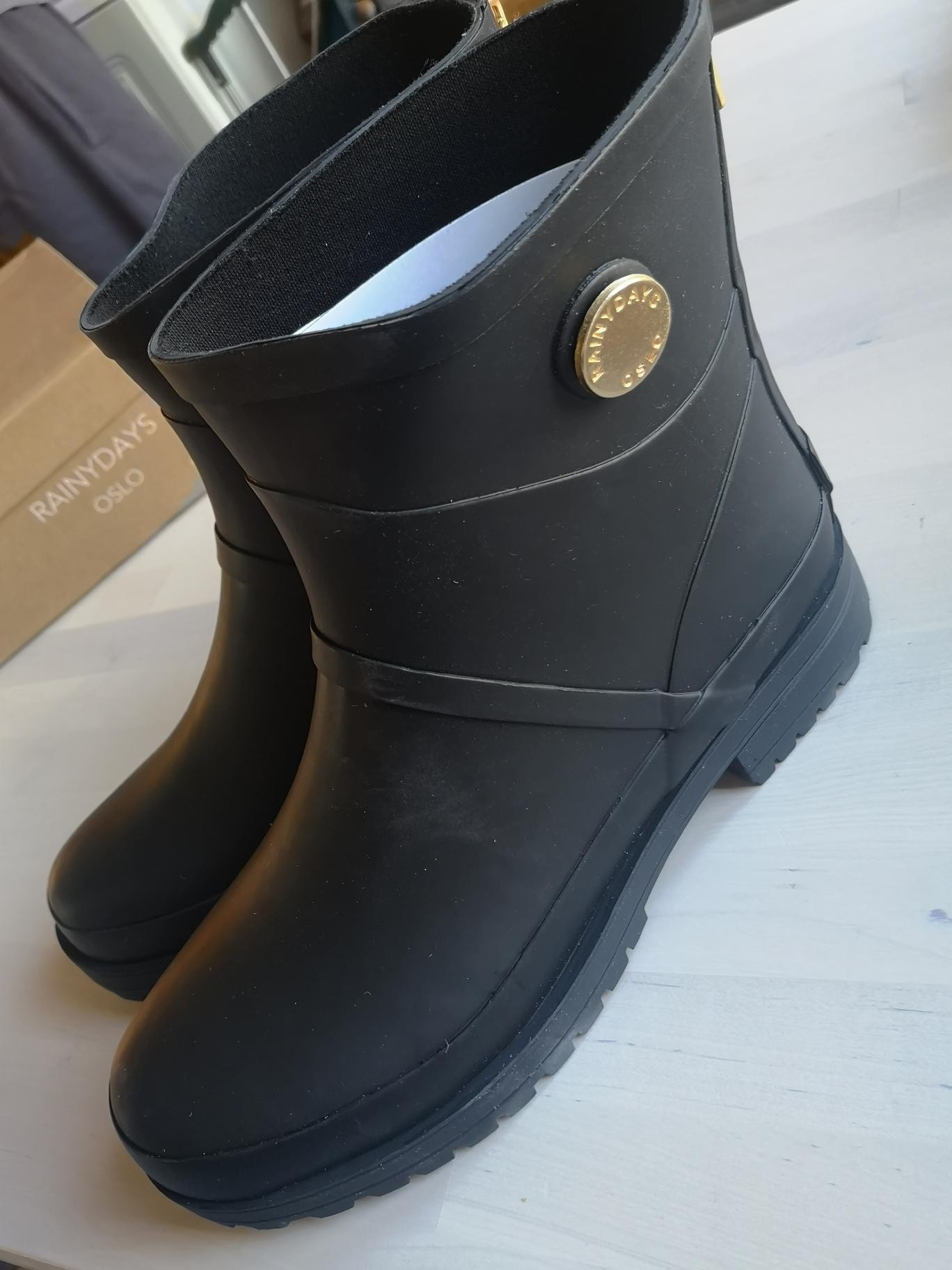 Helt nye gummistøvler fra Rainy Days! | FINN.no Helt nye gummistøvler fra Rainy Days! | FINN.no