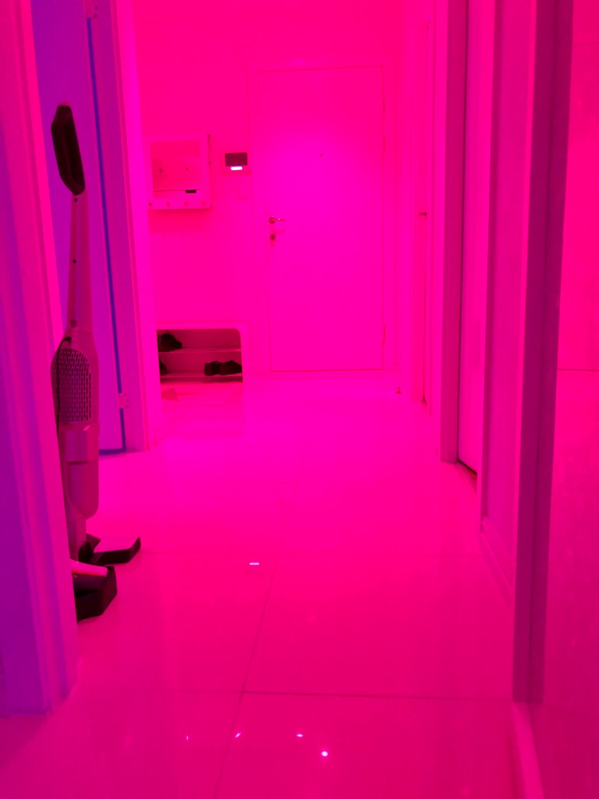 LED lys i korridoren Galleribilde