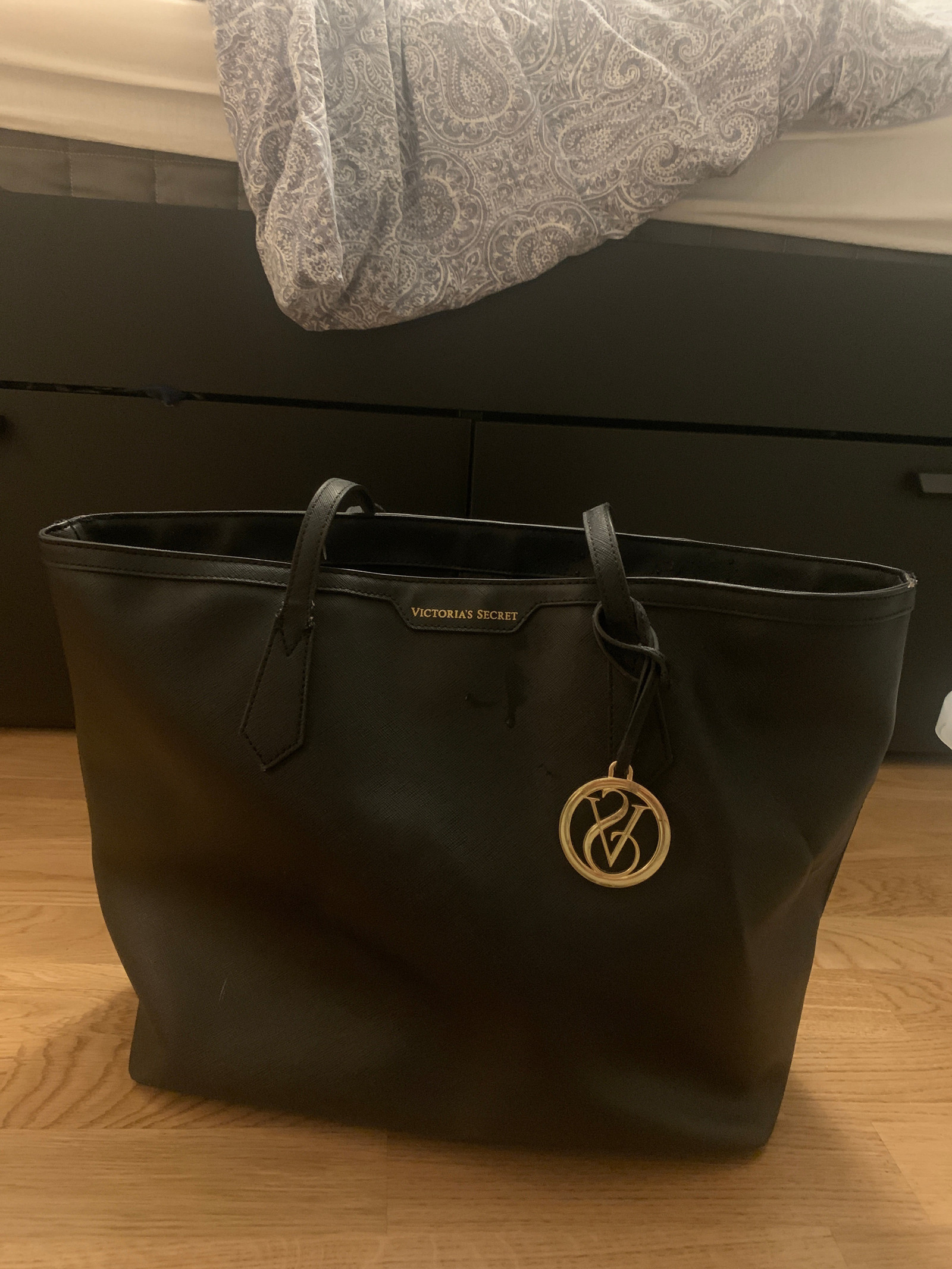 Victoria secret svart veske | FINN.no Victoria secret svart veske | FINN.no