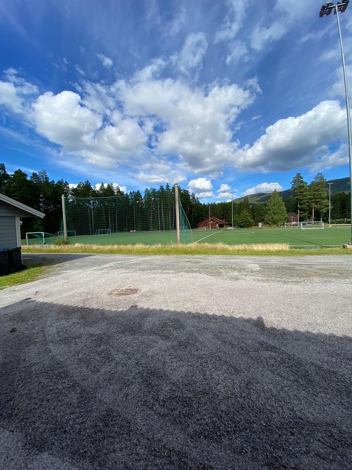 Flotte muligheter for turer og fotball, rett utenfor døren Galleribilde