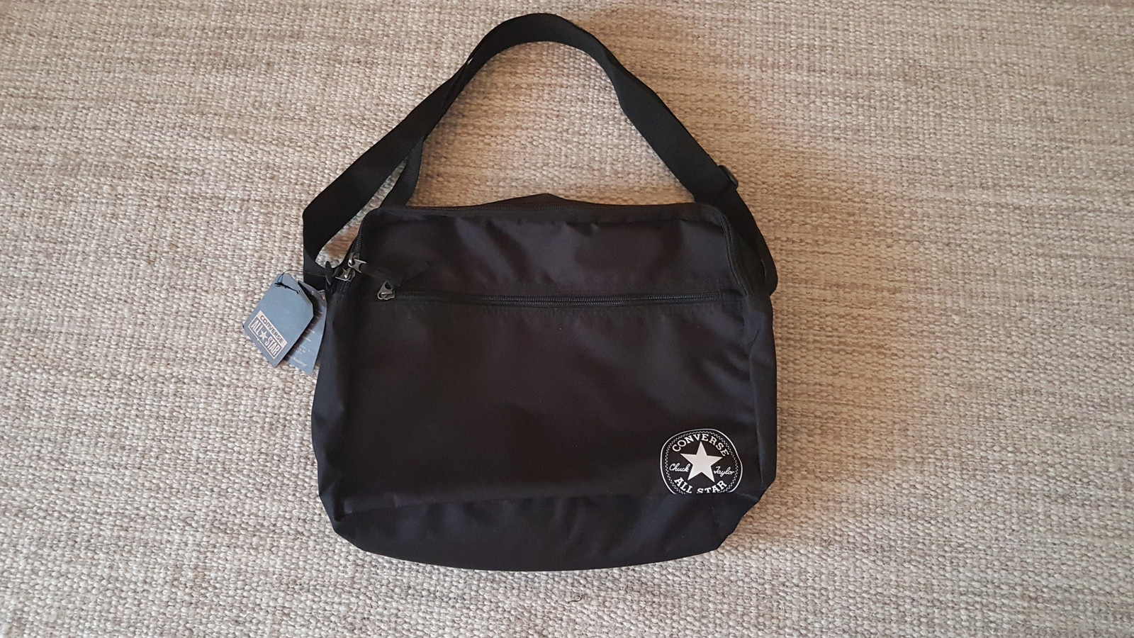 Ny Converse All Star skulderveske PC veske | FINN.no converse pc veske | FINN.no