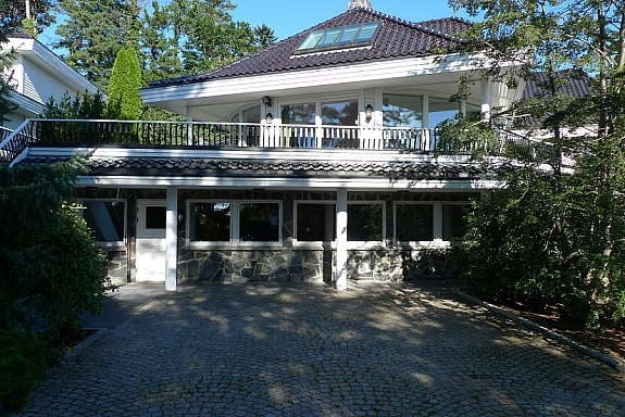 Uteområde og parkering Galleribilde