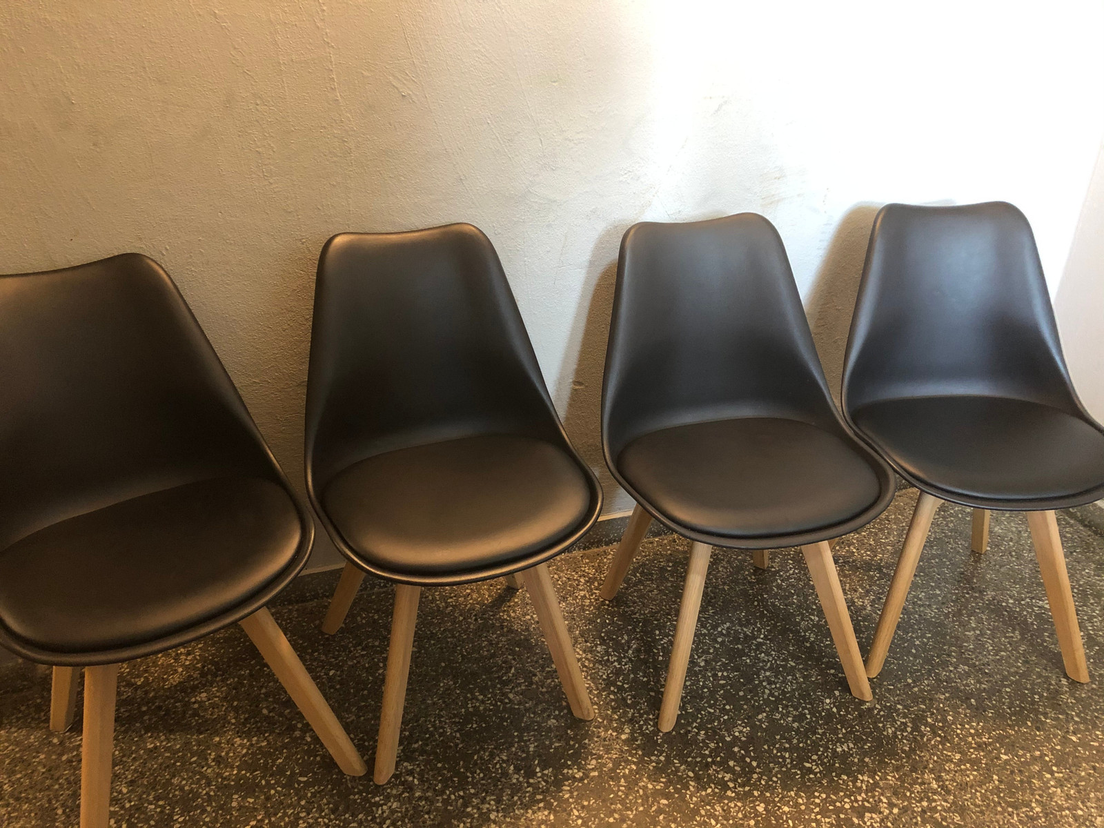 Eiffel spisestoler | FINN.no 1 igjen! Funkis skolestoler i bjerk og stål | FINN.no