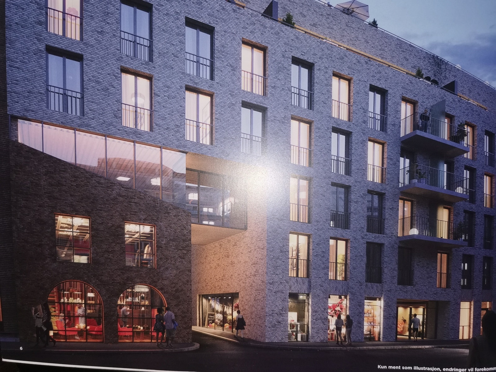 Bilde av fasade mot vei. Nr. 16 er ytterste bygg, leiligheten er i bygget innenfor, i nr. 14. Galleribilde