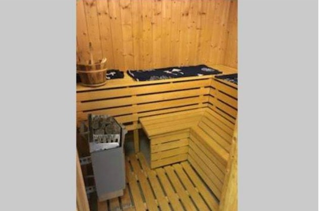 Badstue i underetasjen Galleribilde