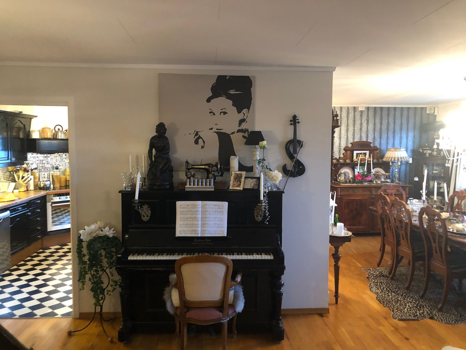 Stuen 2 ets Galleribilde