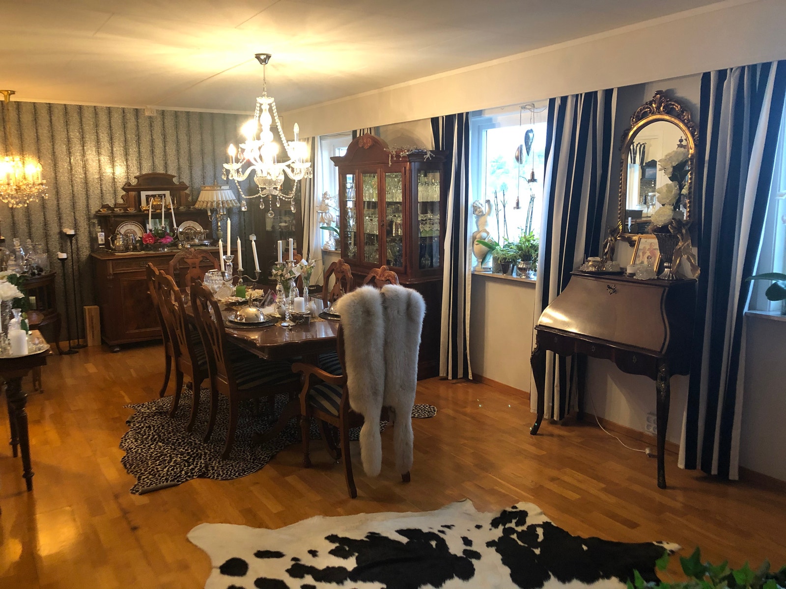 Spisestuen 2 ets Galleribilde