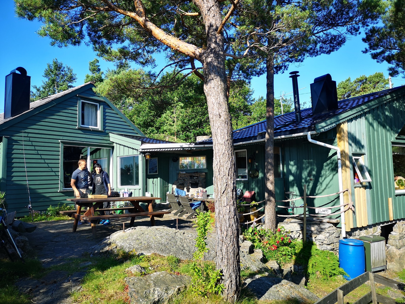Hytte Vognsneset 60 med annekset til høyre Galleribilde