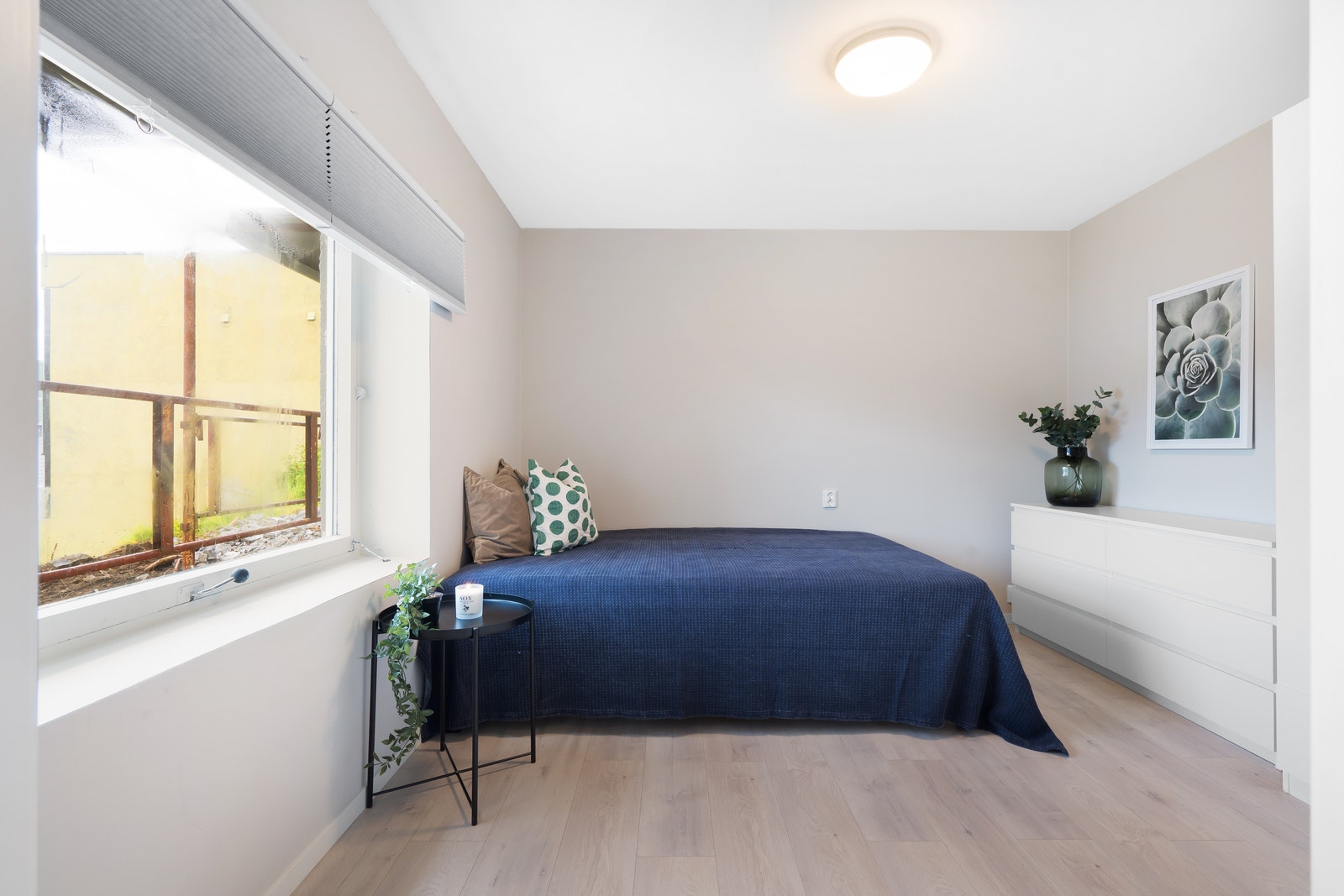 Rom 1. 6900 kr Galleribilde