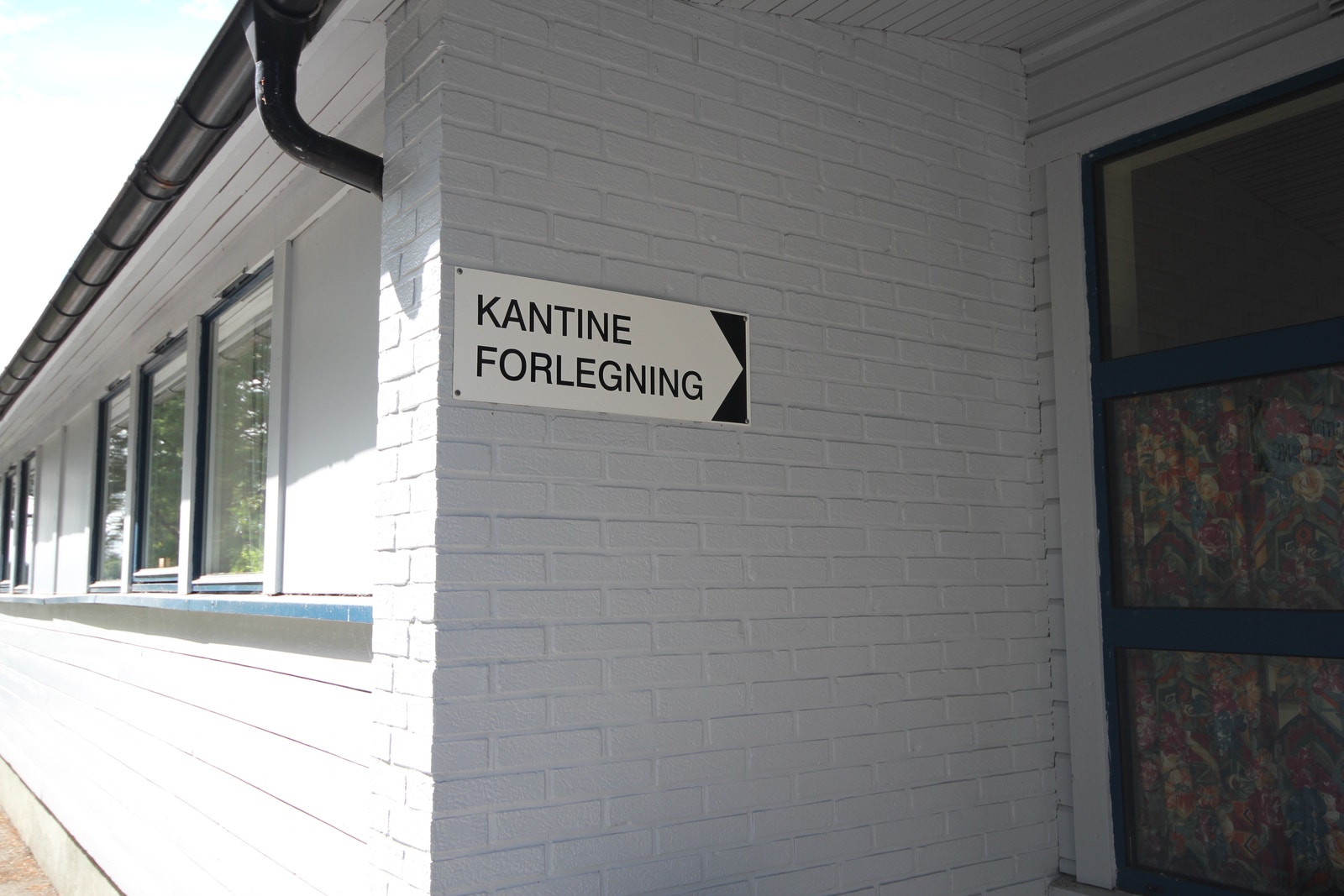 Servicebygg fungerte tidligere som forlegning/kaserne for Siviltjenesten Galleribilde