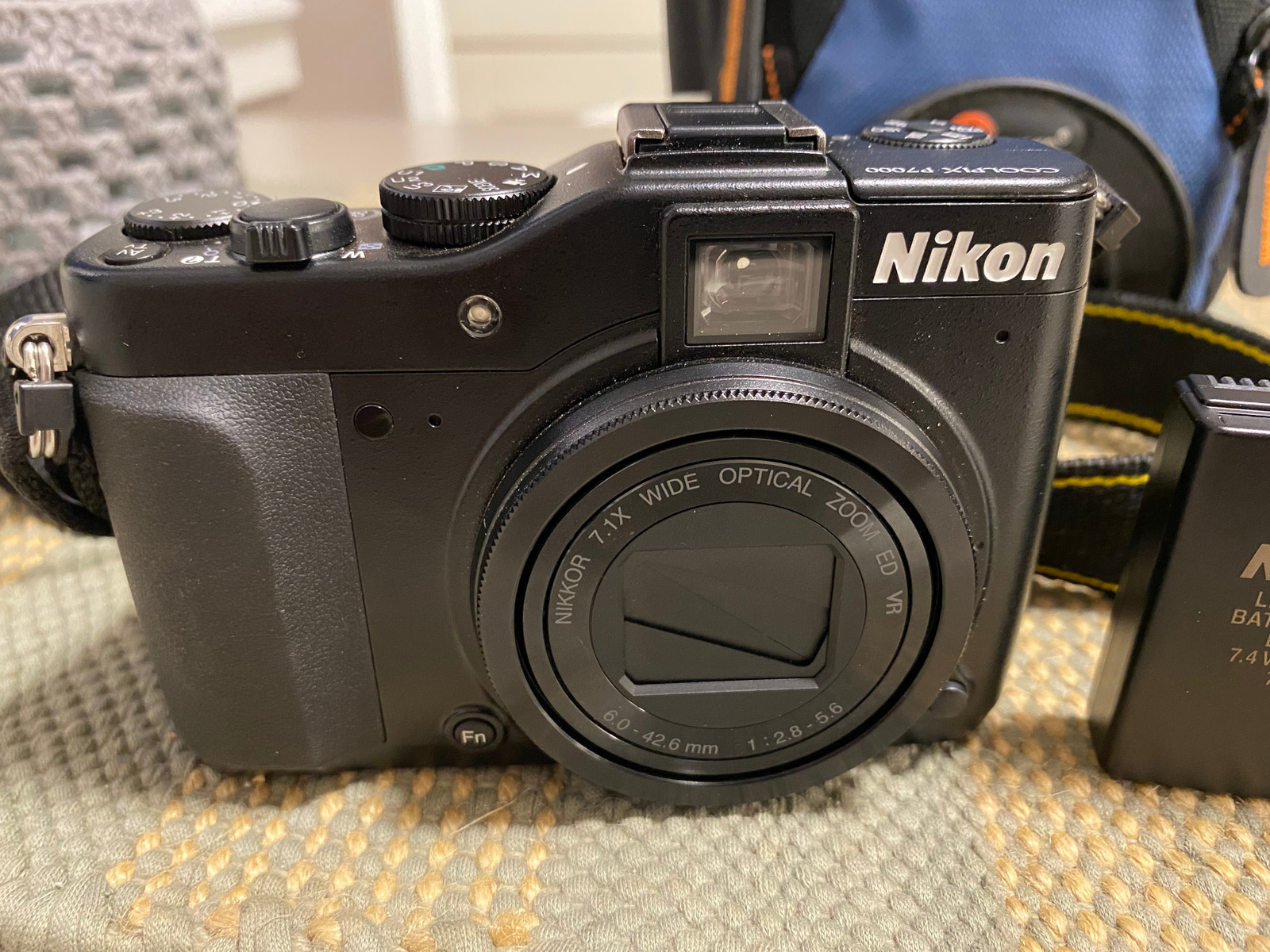 Nikon Coolpix P7000 | FINN.no Nikon Coolpix P7000 selges | FINN.no