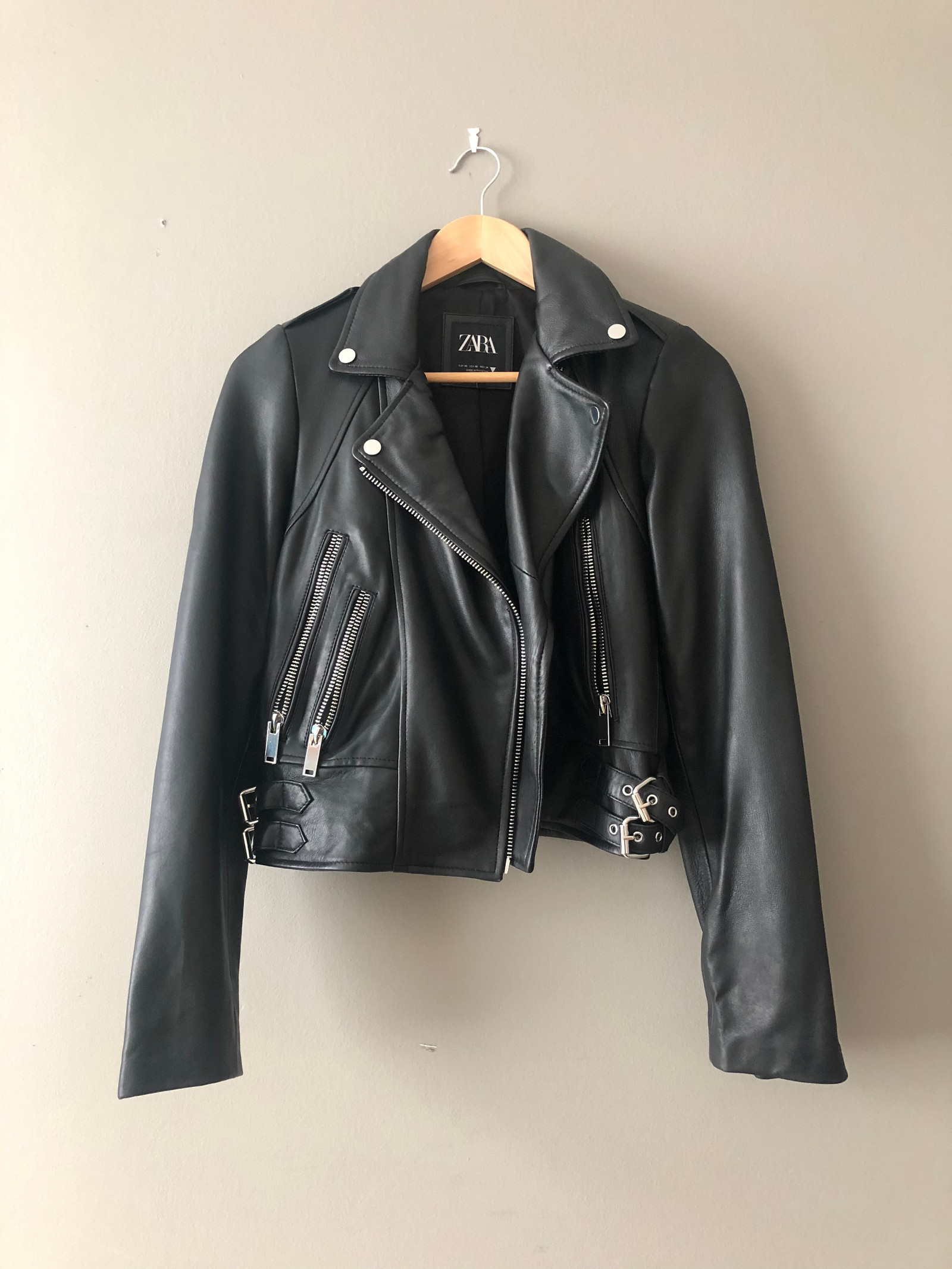 ZARA skinnjakke | FINN.no Sort skinnjakke fra Zara (L) | FINN.no
