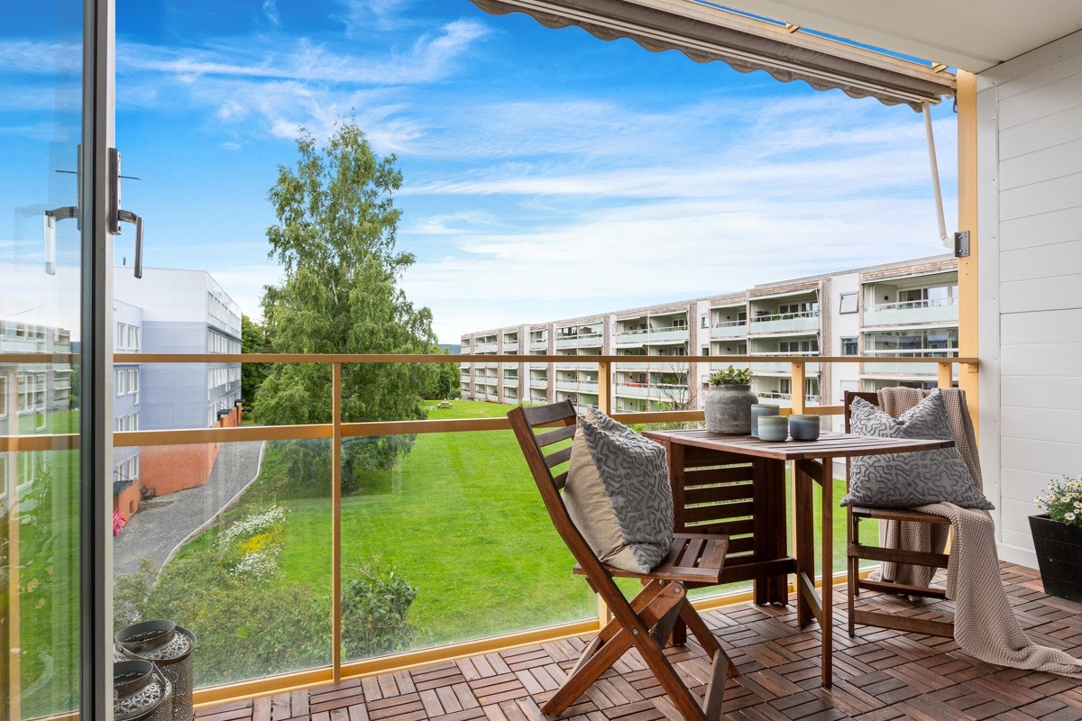 På balkongen kan du benytte deg av gass- og elektrisk grill. Galleribilde