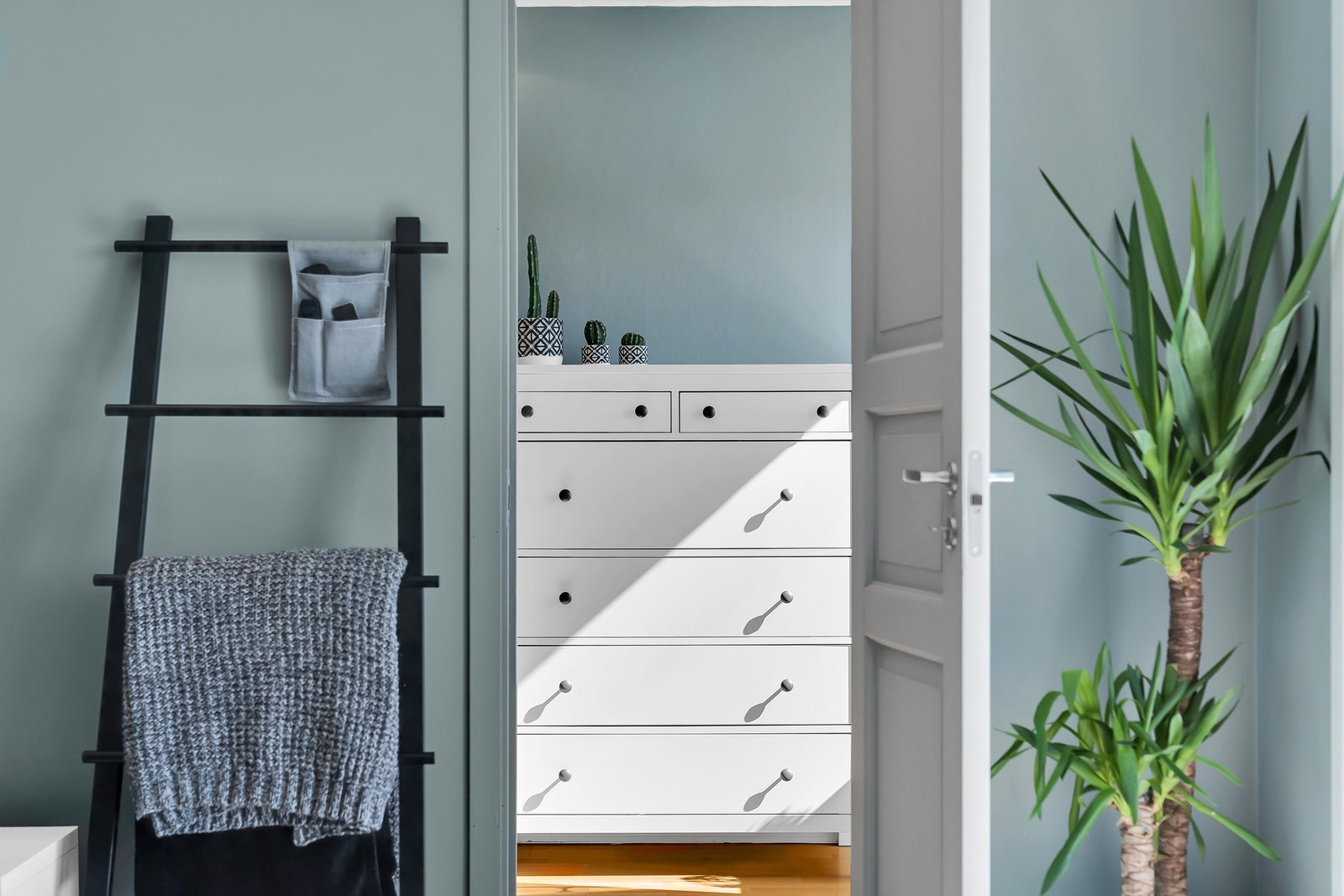 Stue mot soverom Galleribilde