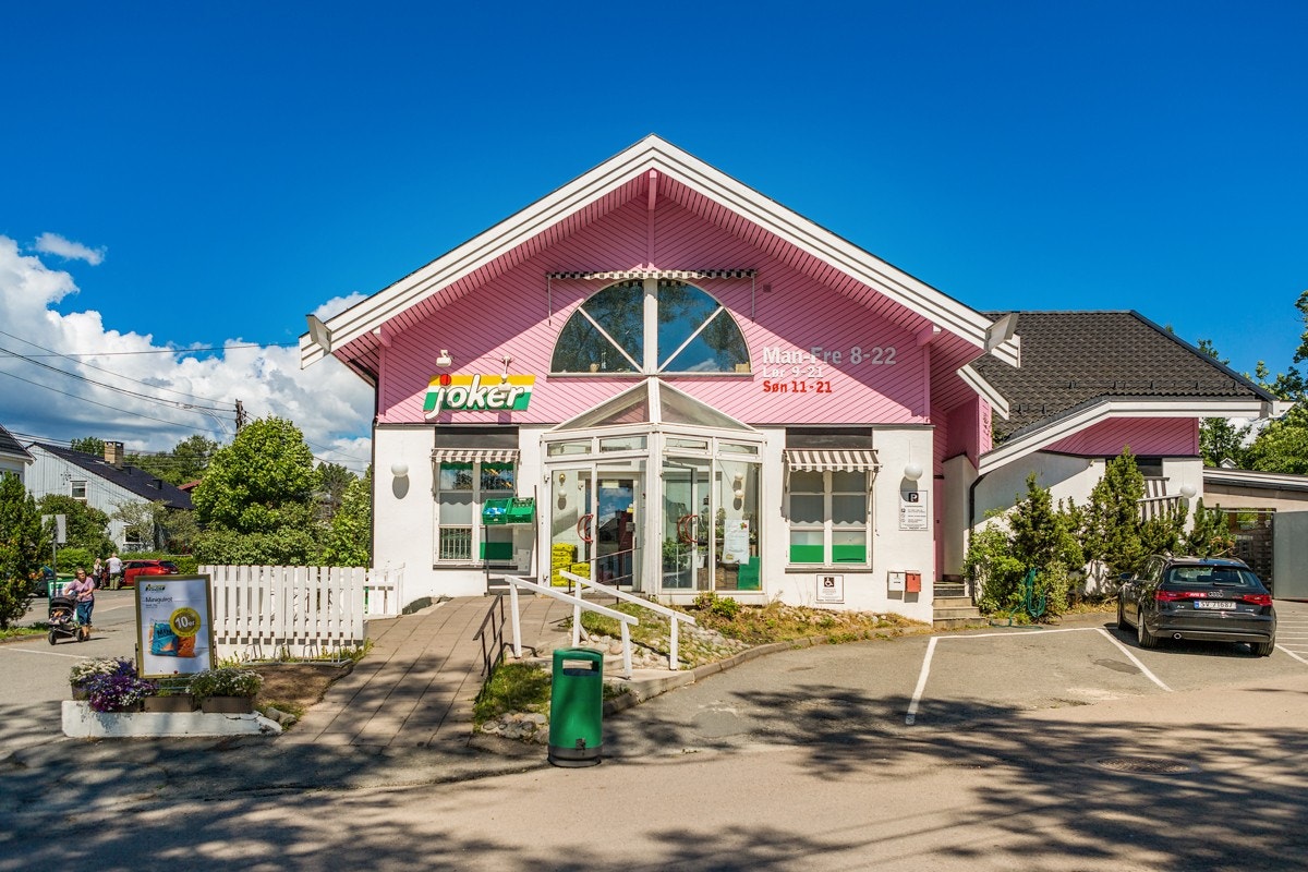 Joker på Holtet ligger i gangavstand og holder åpent på søndager. Galleribilde