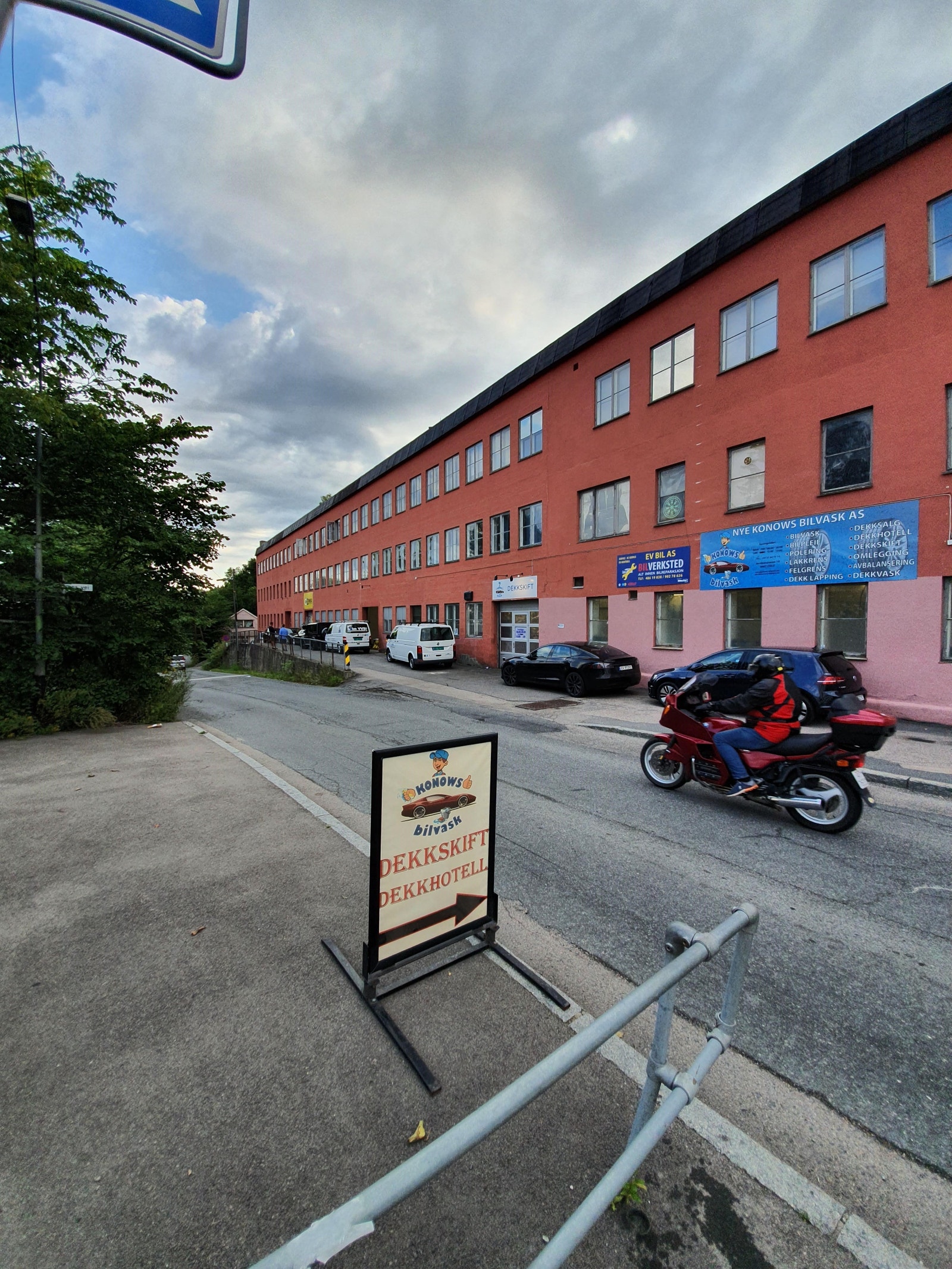 Velkommen til Jernbaneveien 19. Galleribilde