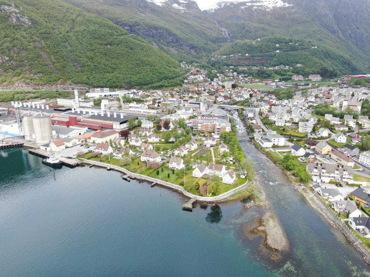 Høyanger sentrum Galleribilde