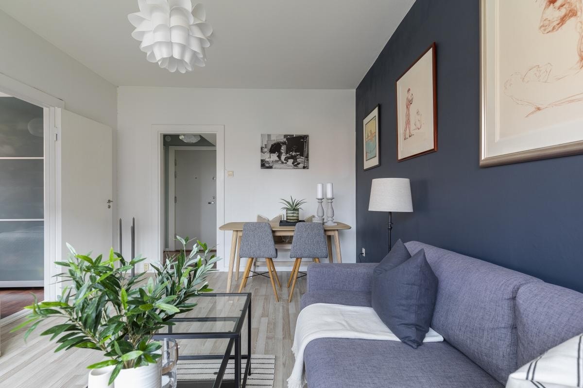 Leiligheten fremstår som et perfekt førstegangskjøp, og ligger nært til flere høyere utdanningsinstitusjoner. Galleribilde
