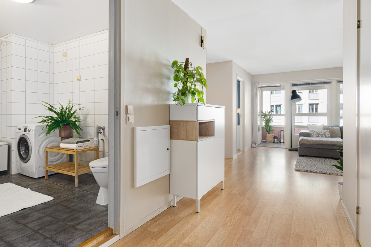 Baderommet ligger vegg i vegg med hovedsoverommet Galleribilde