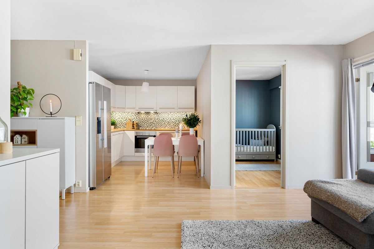 Ved siden av kjøkkenet ligger soverom nr 3 Galleribilde