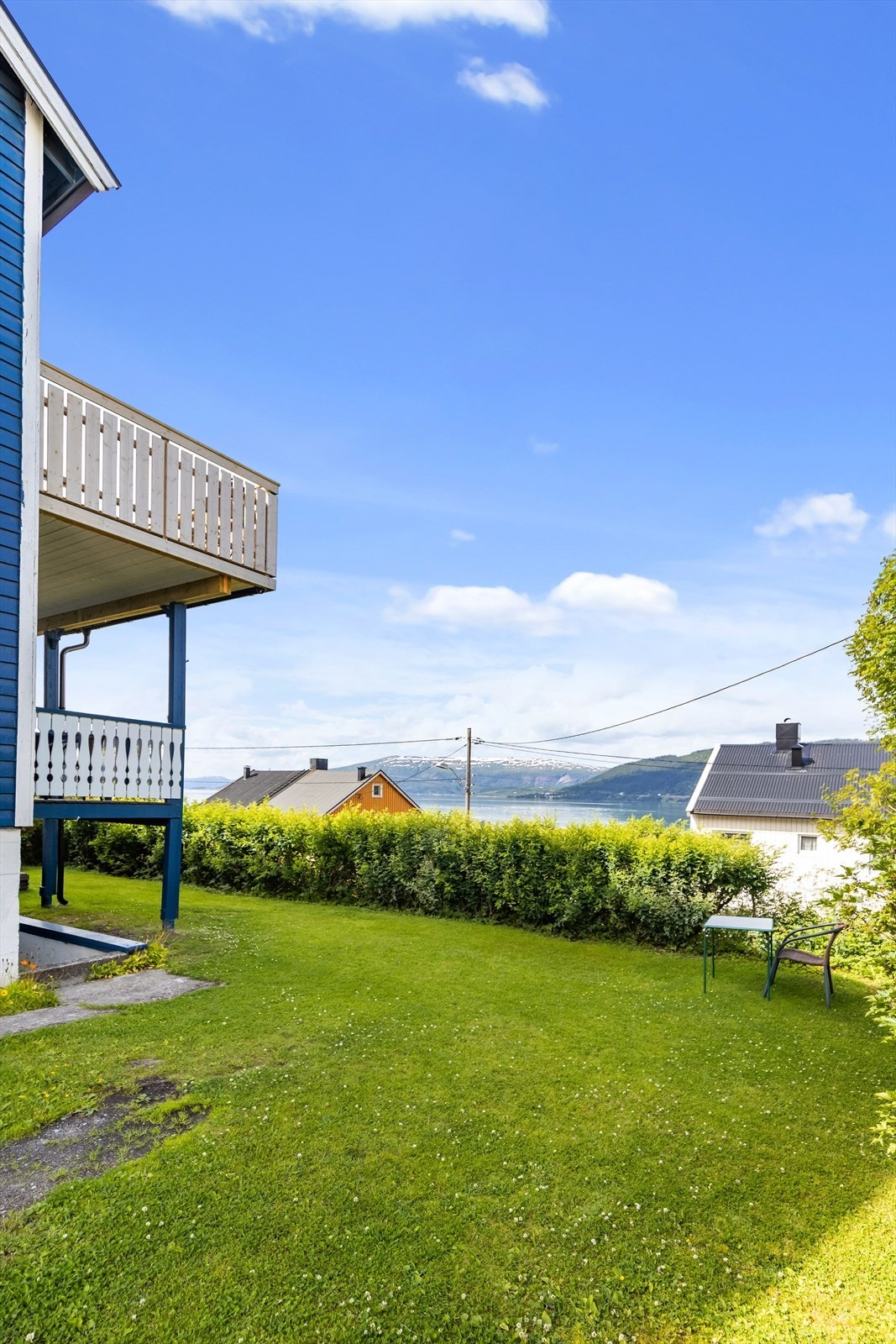 Boligen har også en hage som beboerne kan nyte i felleskap. Galleribilde