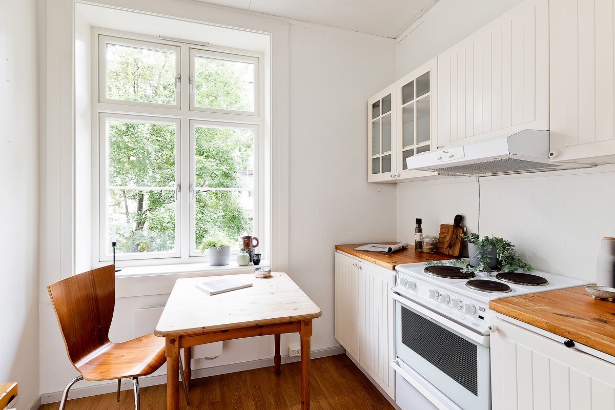 Hyggelig utsyn mot felles bakgård Galleribilde