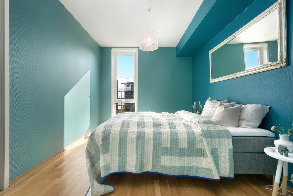 Hovedsoverom med Walk-in closet i bakkant