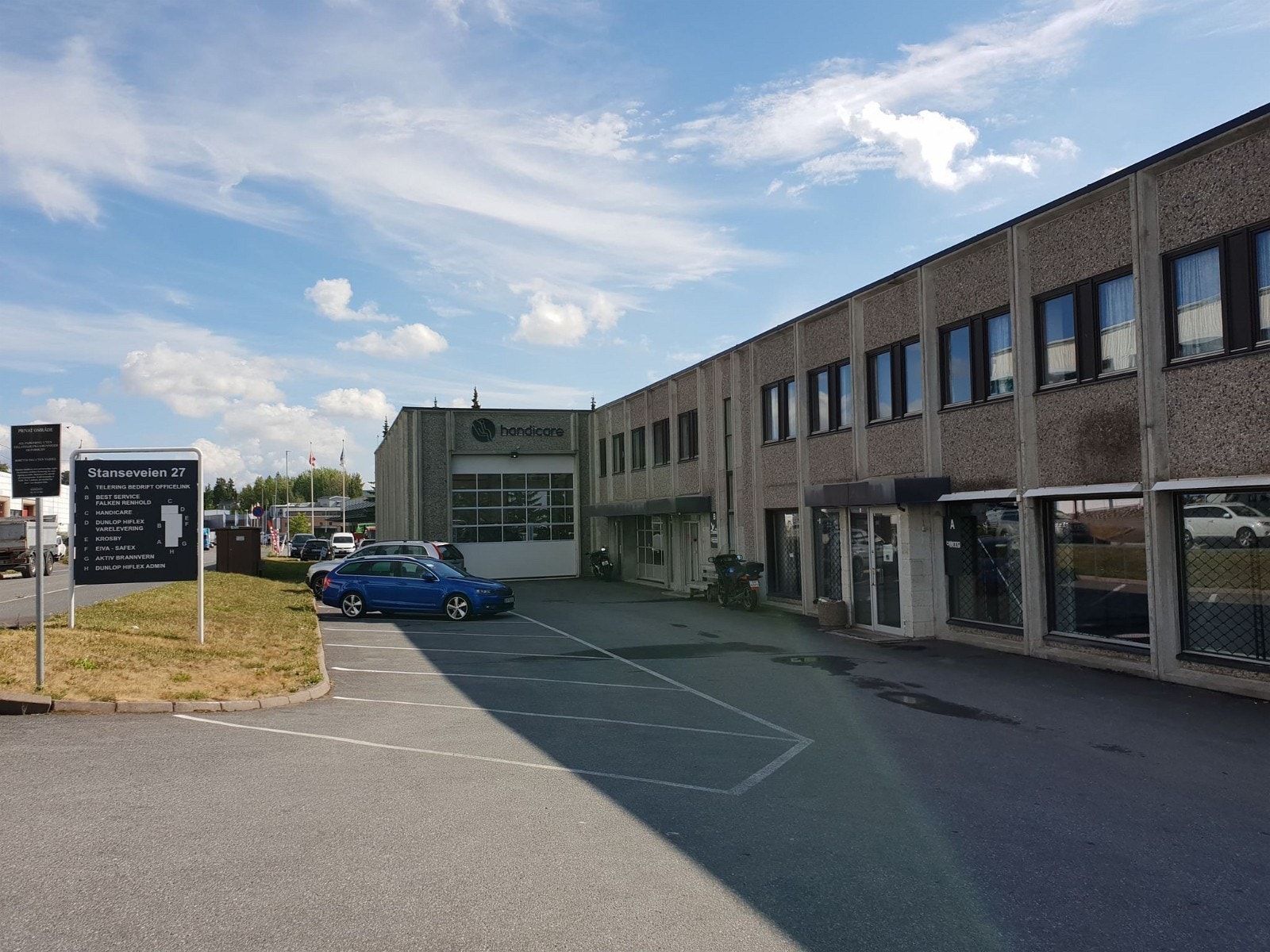 Fasade fra Stanseveien vest, butikklokalet nærmest Galleribilde