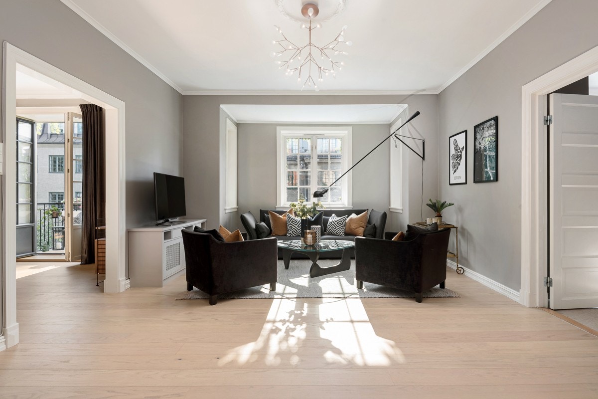 Store lyse og luftige rom Galleribilde